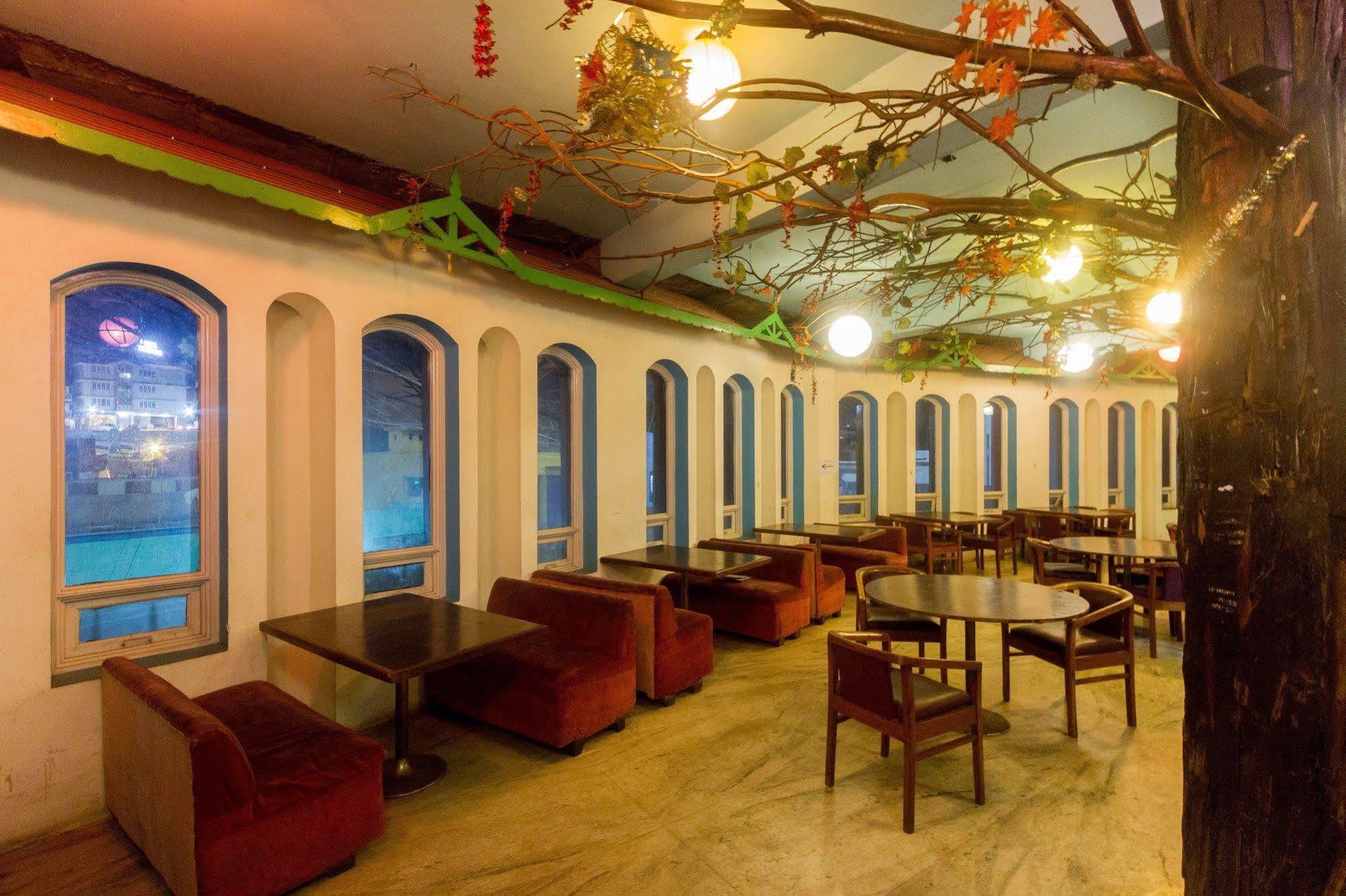 Fabhotel Khems Shoram Palace Road Ooty Ngoại thất bức ảnh
