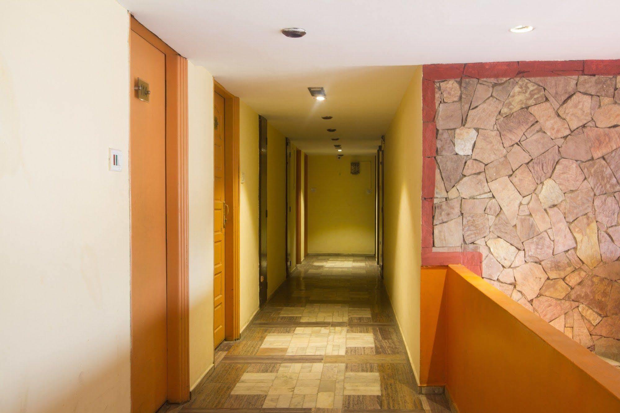 Fabhotel Khems Shoram Palace Road Ooty Ngoại thất bức ảnh